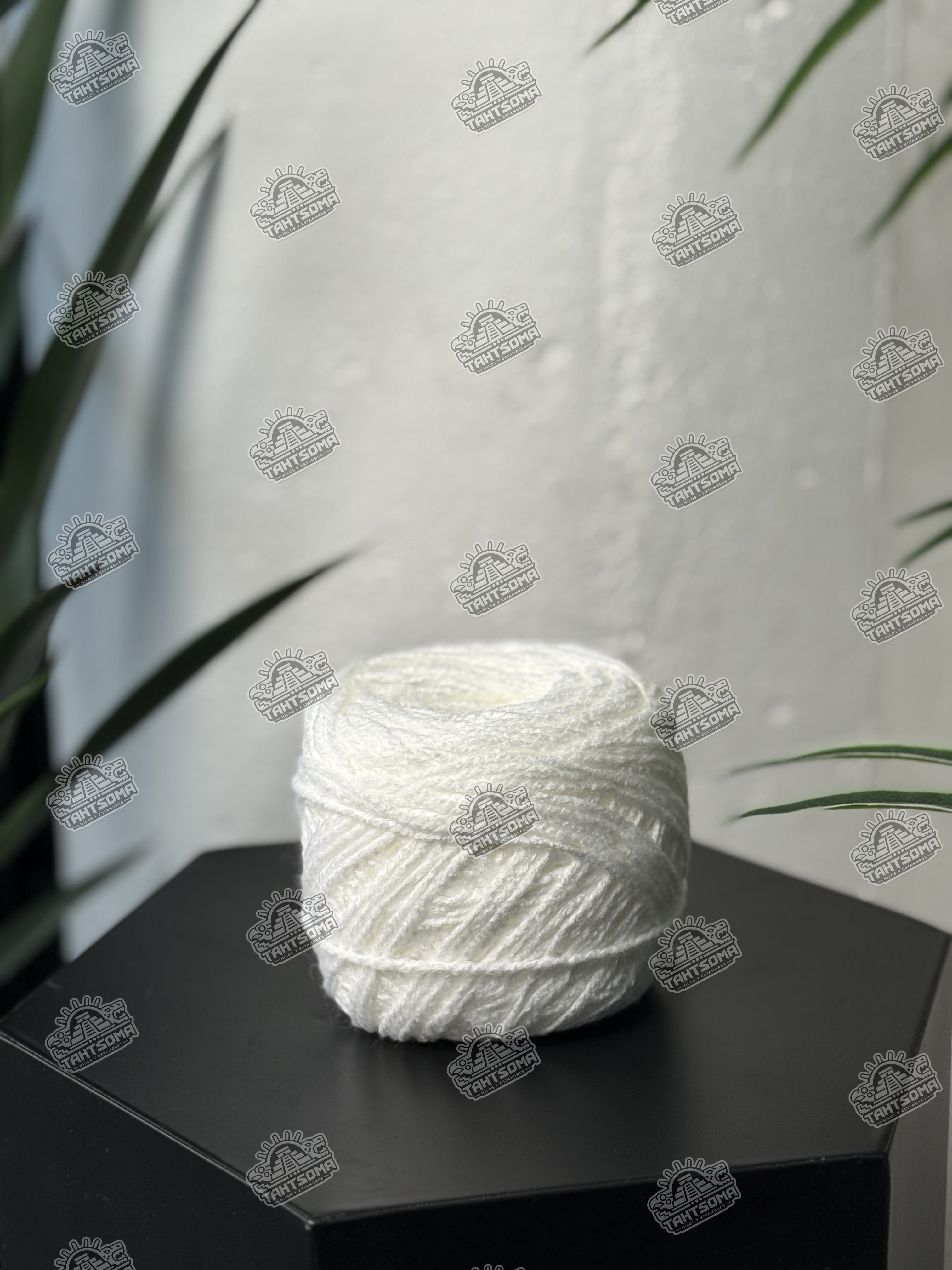 Blanco / White